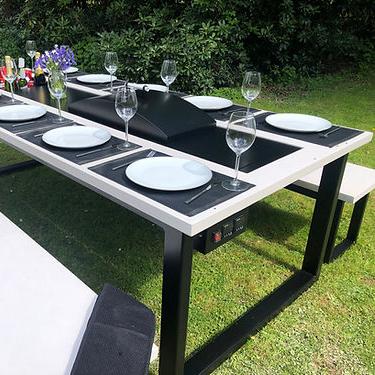 Vuestro The Arizona Grill Table 3m